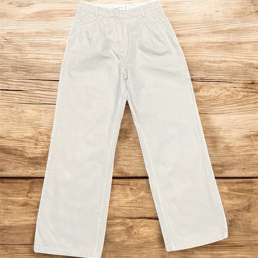Abercrombie Fitch Pleated From Waist Wide Leg Pants  Beige Size 26